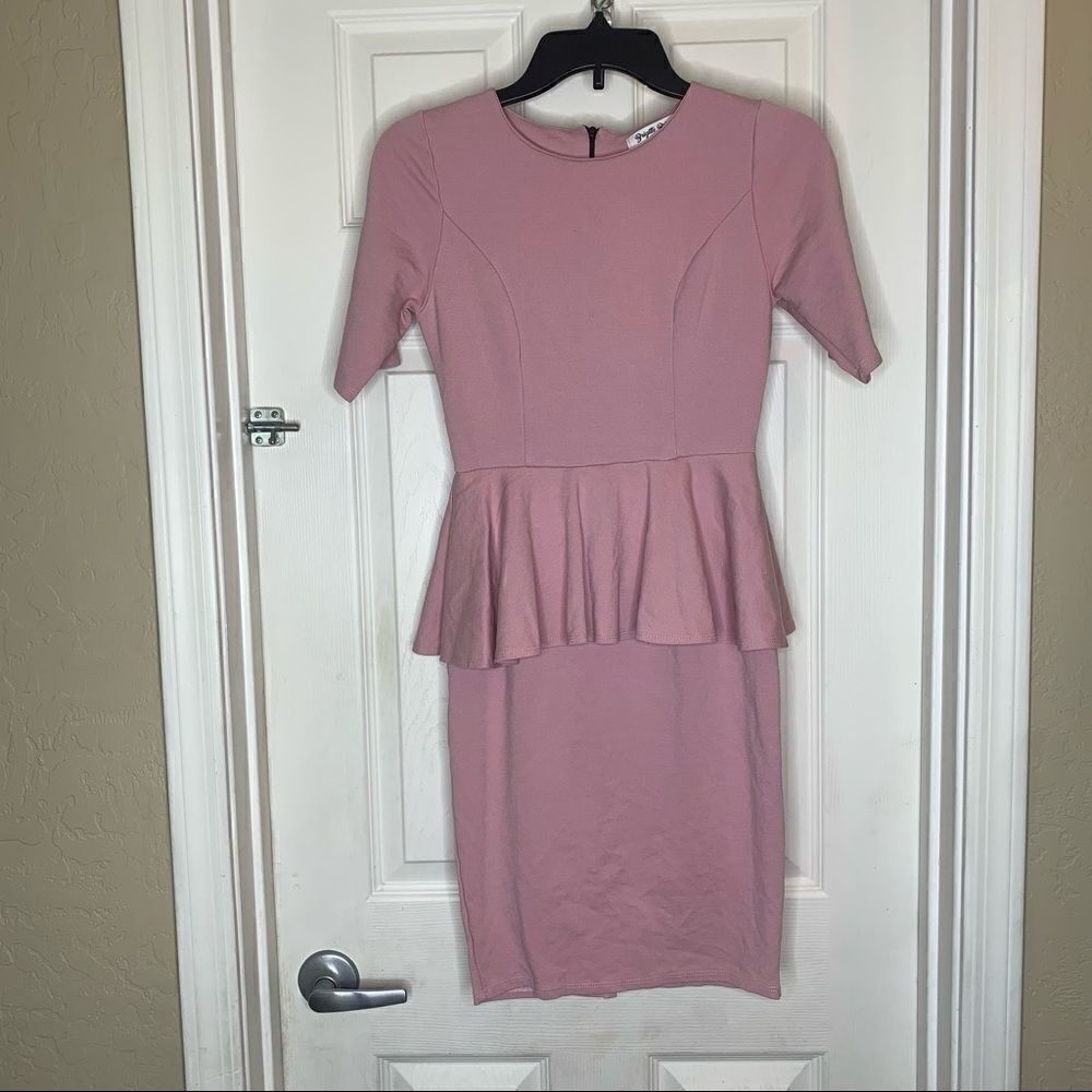 Brigitte Brianna Dusty Mauve Peplum Dress Size Small - Picture 5 of 9